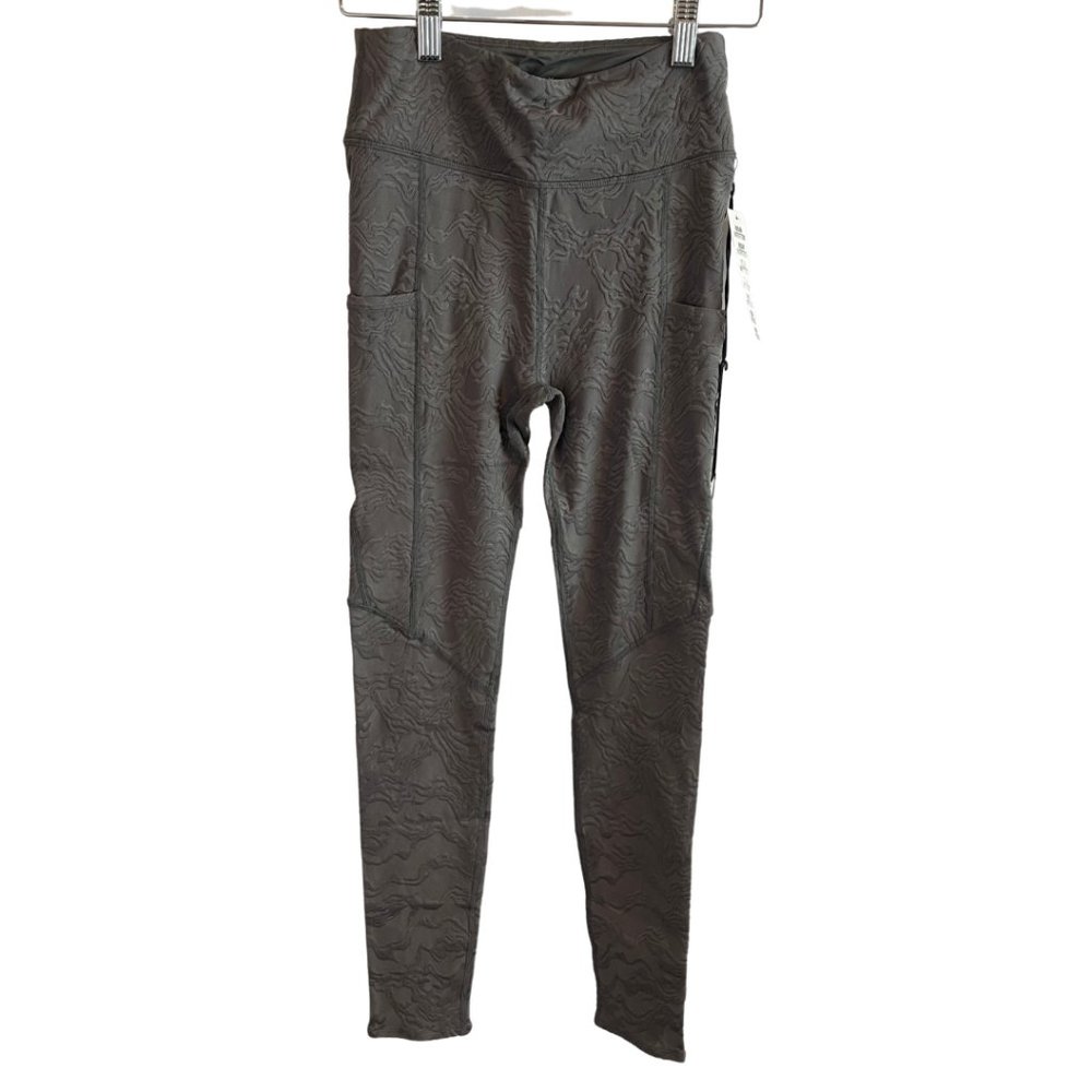 Twenty Montreal Size Small Mountain 3D Activewear Legging Grey